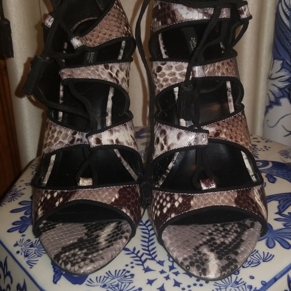 Zara snakeskin gladiator style lace up sandals - Picture 3 of 6
